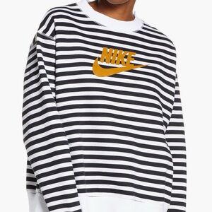 Nike Crewneck Sweatshirt